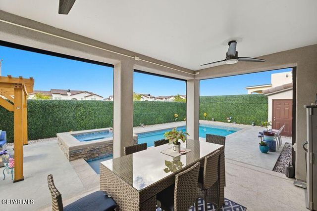 12333 Clifton Hill Road, El Paso, TX 79928