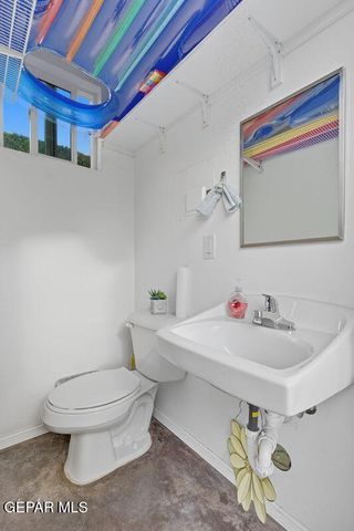 12333 Clifton Hill Road, El Paso, TX 79928