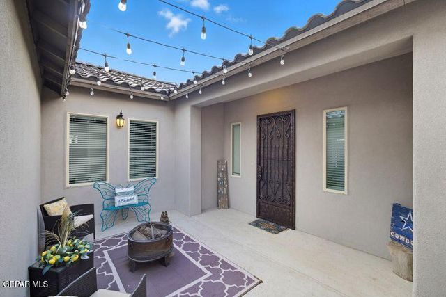 12333 Clifton Hill Road, El Paso, TX 79928