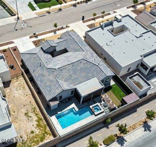 12333 Clifton Hill Road, El Paso, TX 79928