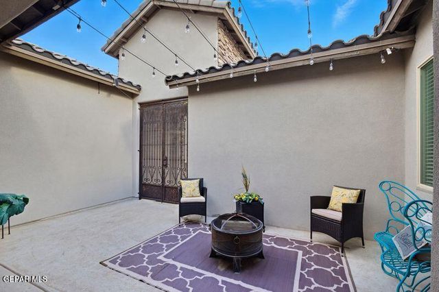 12333 Clifton Hill Road, El Paso, TX 79928