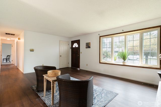 1625 Camas Avenue NE, Renton, WA 98056