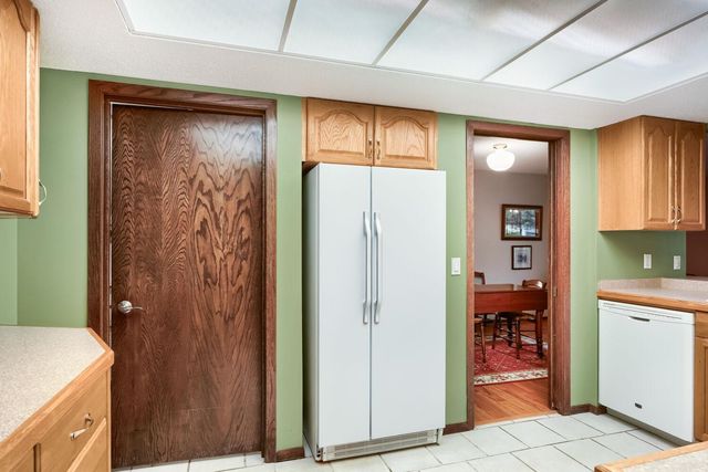 8441 Irwin Road 106, Bloomington, MN 55437