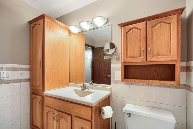 8441 Irwin Road 106, Bloomington, MN 55437