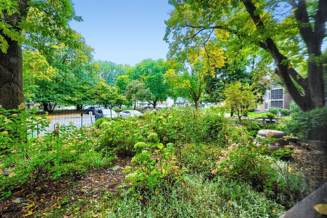 8441 Irwin Road 106, Bloomington, MN 55437