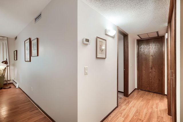 8441 Irwin Road 106, Bloomington, MN 55437