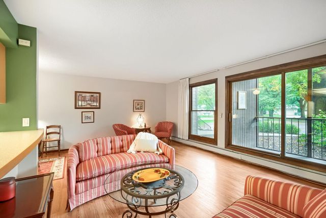 8441 Irwin Road 106, Bloomington, MN 55437