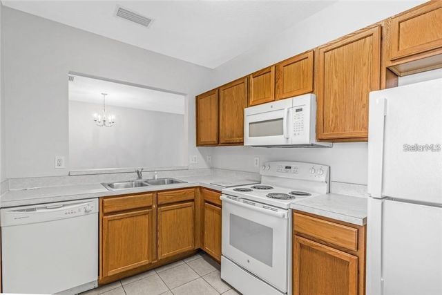 9519 NEWDALE WAY 201, Riverview, FL 33578