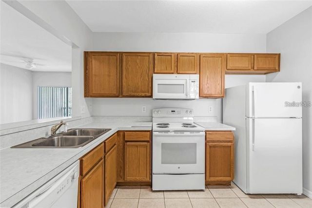 9519 NEWDALE WAY 201, Riverview, FL 33578