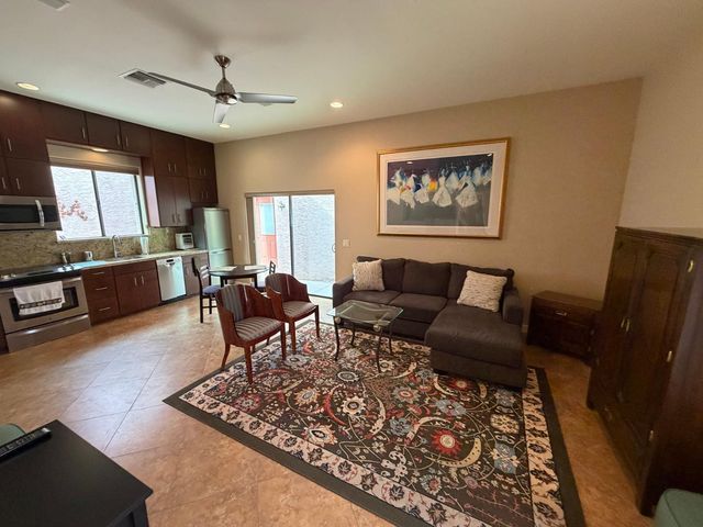 4132 E Grandview Circle, Mesa, AZ 85205
