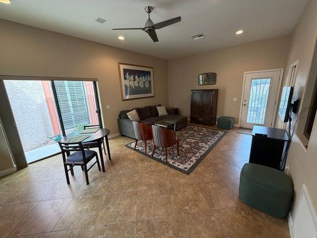 4132 E Grandview Circle, Mesa, AZ 85205