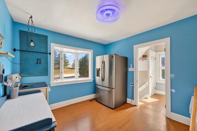 333 W Bender ROAD, Glendale, WI 53217