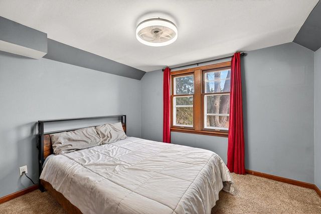 333 W Bender ROAD, Glendale, WI 53217