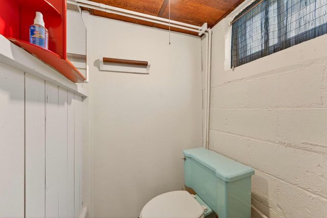 333 W Bender ROAD, Glendale, WI 53217