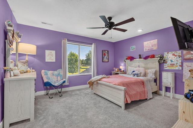 1631 E Cobblestone Drive, Ozark, MO 65721