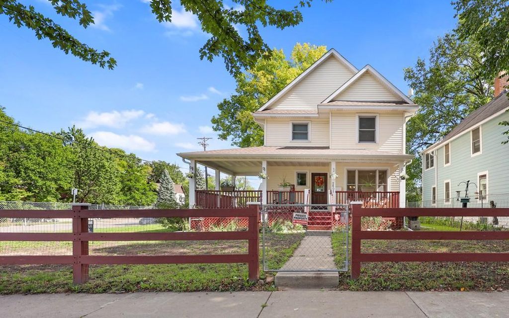 2605 17th Avenue S, Minneapolis, MN 55407 — exterior