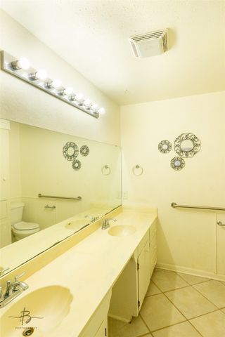 2605 Lakeway Drive, Shreveport, LA 71109