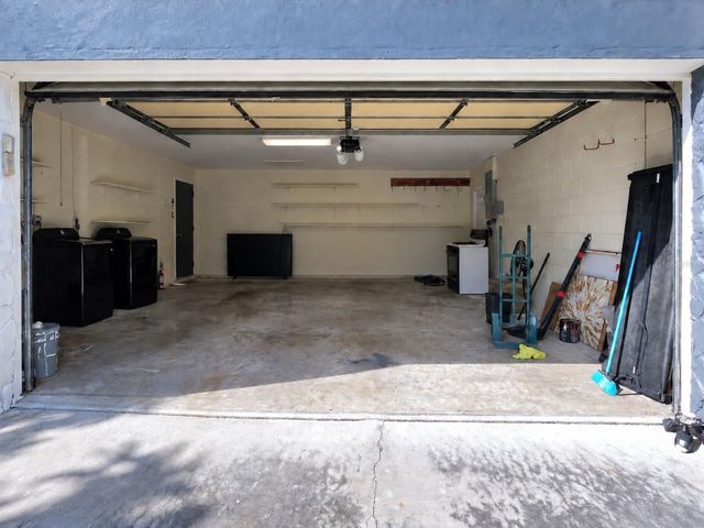 7035 ORKNEY AVENUE N, St Petersburg, FL 33709