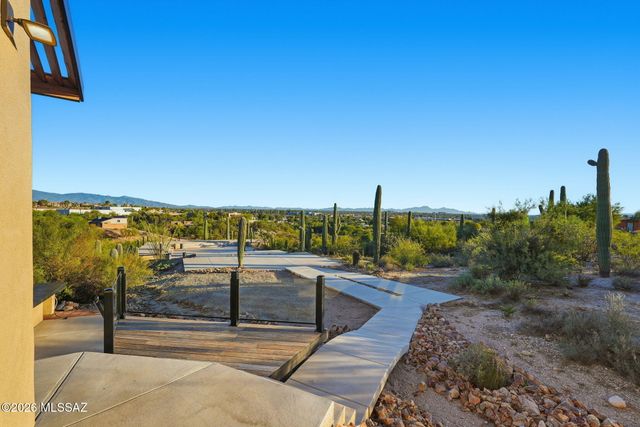 5051 N Hillcrest Drive, Tucson, AZ 85704
