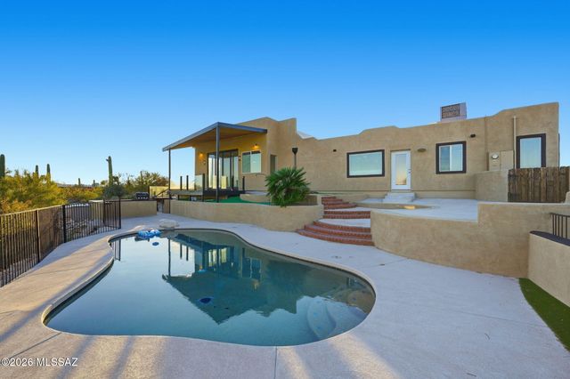 5051 N Hillcrest Drive, Tucson, AZ 85704