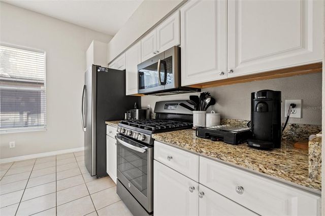 11808 LANCASHIRE DRIVE, Tampa, FL 33626
