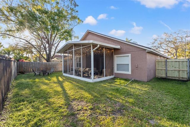 11808 LANCASHIRE DRIVE, Tampa, FL 33626