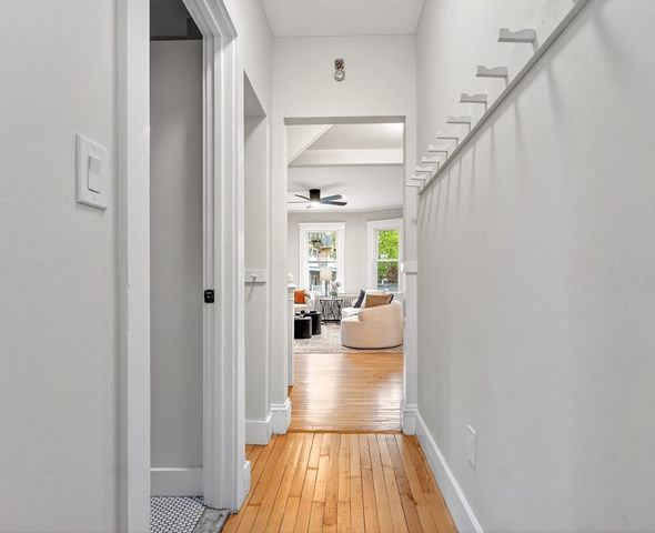 335 Huron Ave, Cambridge, MA 02138