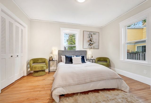 335 Huron Ave, Cambridge, MA 02138