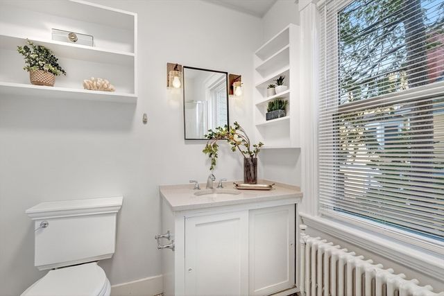 335 Huron Ave, Cambridge, MA 02138