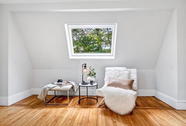 335 Huron Ave, Cambridge, MA 02138