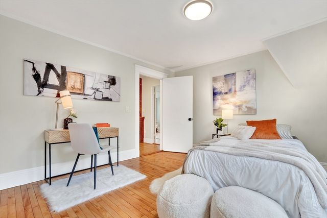 335 Huron Ave, Cambridge, MA 02138