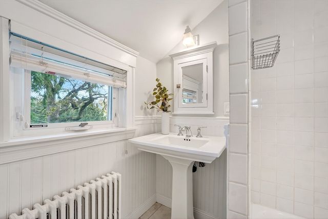 335 Huron Ave, Cambridge, MA 02138
