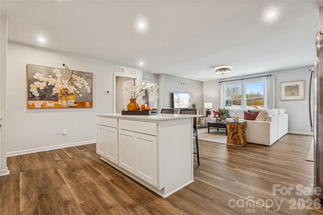 1484 Ardmore Drive, Sherrills Ford, NC 28673