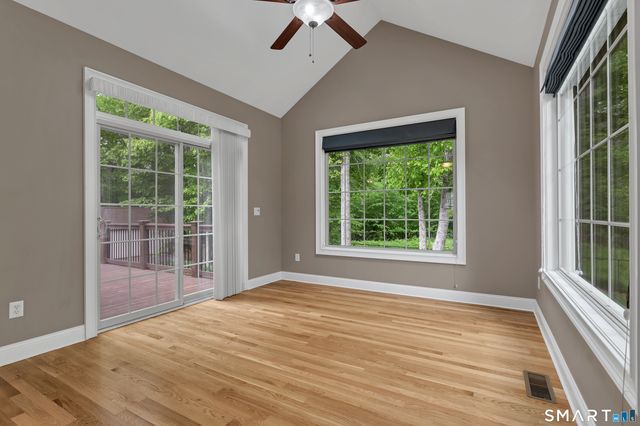 3 Arrowhead Trail, Waterford, CT 06385
