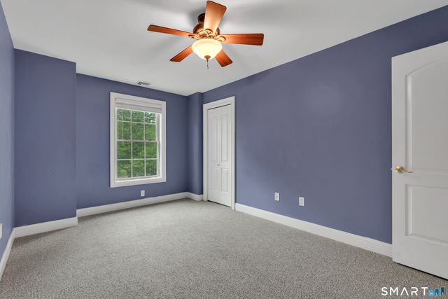 3 Arrowhead Trail, Waterford, CT 06385