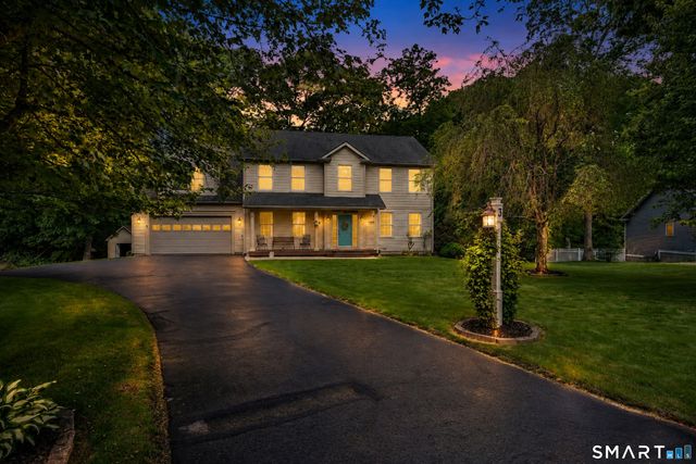 3 Arrowhead Trail, Waterford, CT 06385
