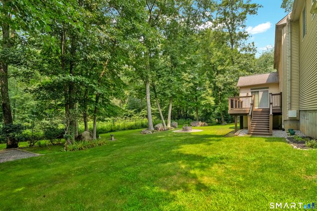 3 Arrowhead Trail, Waterford, CT 06385
