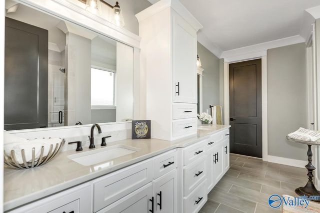 8319 Grayback Boulevard, Owens Cross Roads, AL 35763