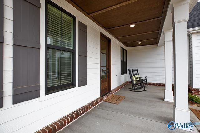 8319 Grayback Boulevard, Owens Cross Roads, AL 35763