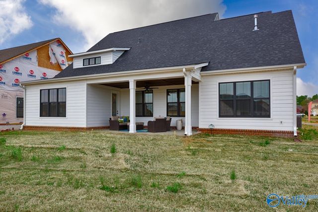 8319 Grayback Boulevard, Owens Cross Roads, AL 35763