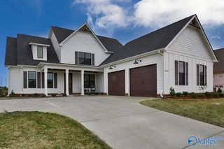 8319 Grayback Boulevard, Owens Cross Roads, AL 35763