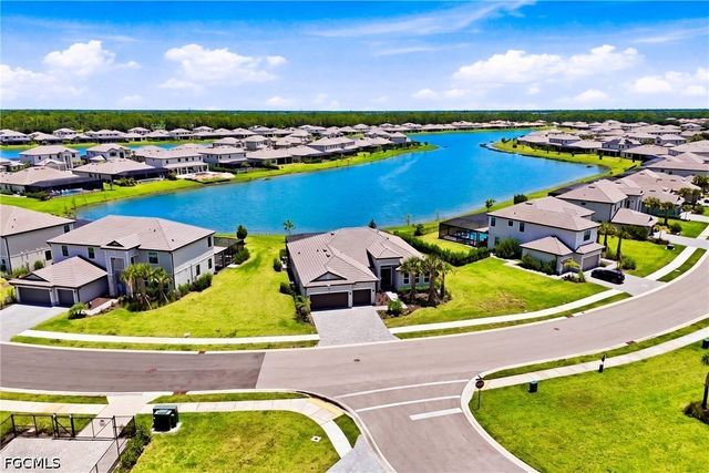 10761 Timber Creek DR, Fort Myers, FL 33913