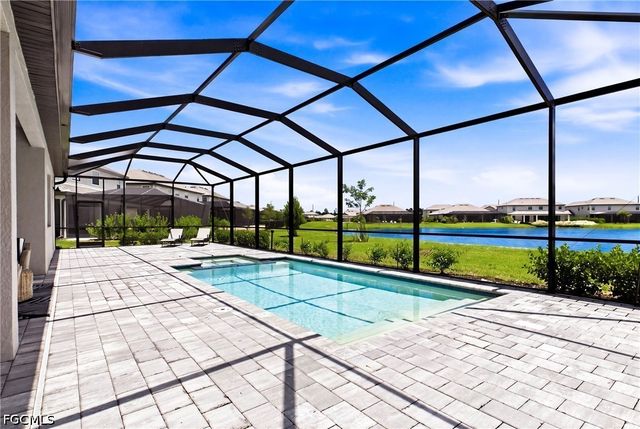 10761 Timber Creek DR, Fort Myers, FL 33913