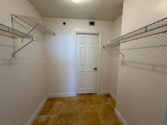 770 Claughton Island Dr 2016, Miami, FL 33131