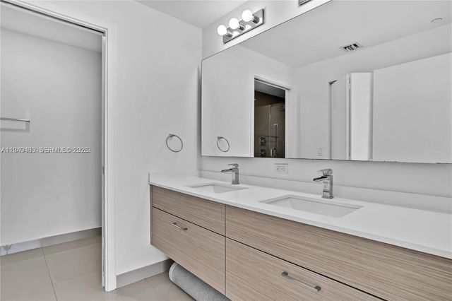 600 NE 27th St 2904, Miami, FL 33137