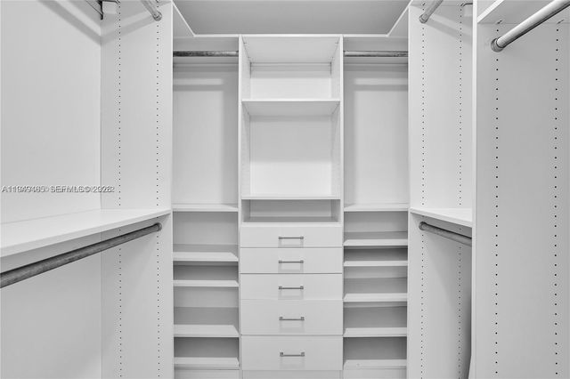 600 NE 27th St 2904, Miami, FL 33137