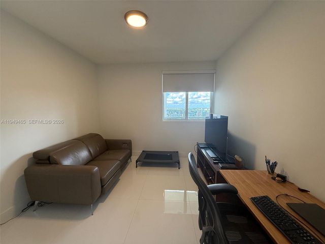 600 NE 27th St 2904, Miami, FL 33137