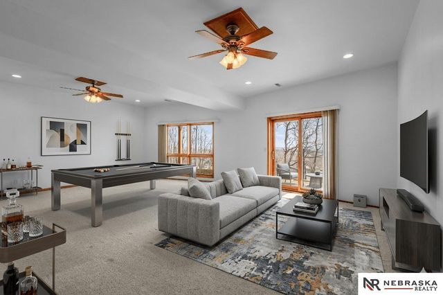 430 S 15th Street, Fort Calhoun, NE 68023