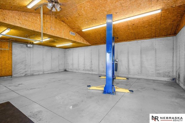 430 S 15th Street, Fort Calhoun, NE 68023