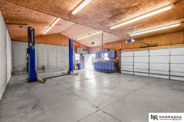 430 S 15th Street, Fort Calhoun, NE 68023